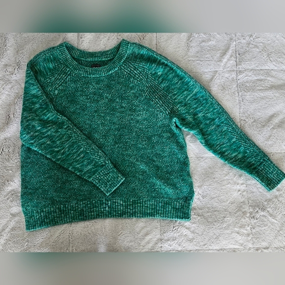 GAP Green Scoop Neck Sweater, size L. - Picture 4 of 6